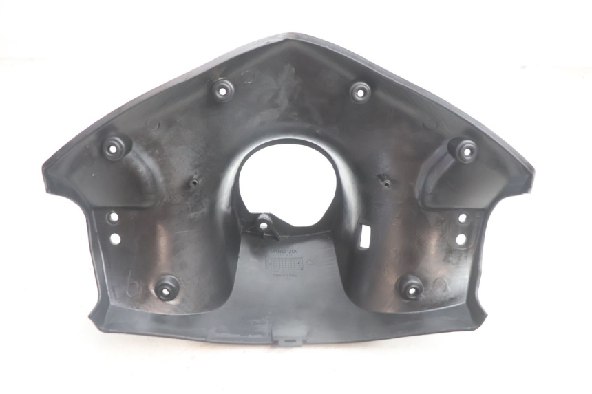 photo de HANDLE BAR REAR PANEL LONGJIA LJ50QT 8M 2T 50 (2010 - 2017) - Technical close-up