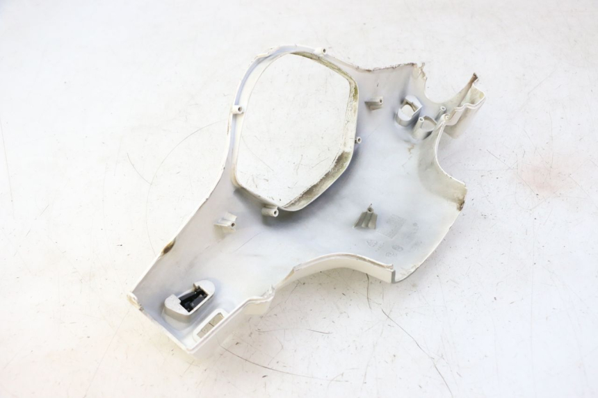 photo de HANDLE BAR REAR PANEL PIAGGIO LXV 4T 50 (2009 - 2013) - Alternative perspective
