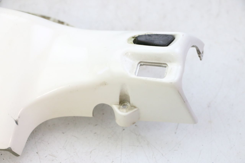 photo de HANDLE BAR REAR PANEL PIAGGIO LXV 4T 50 (2009 - 2013) - Surface and material condition