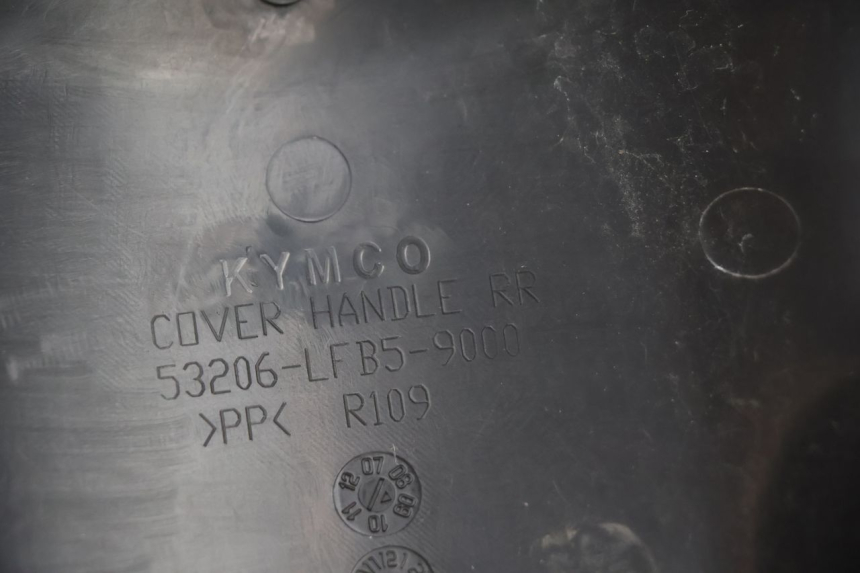 photo de HANDLE BAR REAR PANEL KYMCO MOVIE S 125 (2009 - 2018) - Surface and material condition