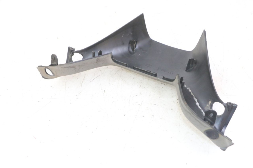 photo de HANDLE BAR REAR PANEL PIAGGIO MP3 LT 300 (2010 - 2016) - Alternative perspective