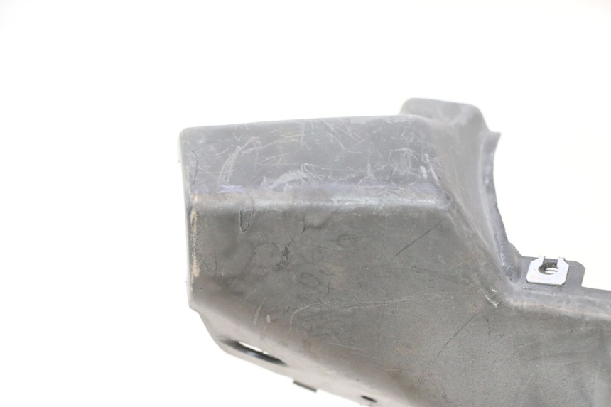 photo de HANDLE BAR REAR PANEL MBK NITRO 50 (2004 - 2008) - Distinctive features