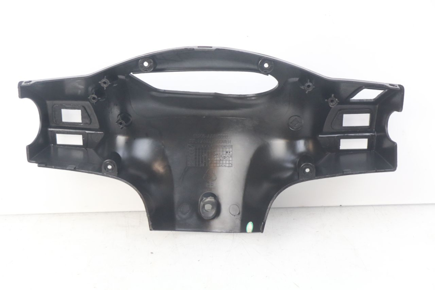 photo de HANDLE BAR REAR PANEL SYM ORBIT 2 4T 50 (2008 - 2017) - Surface and material condition