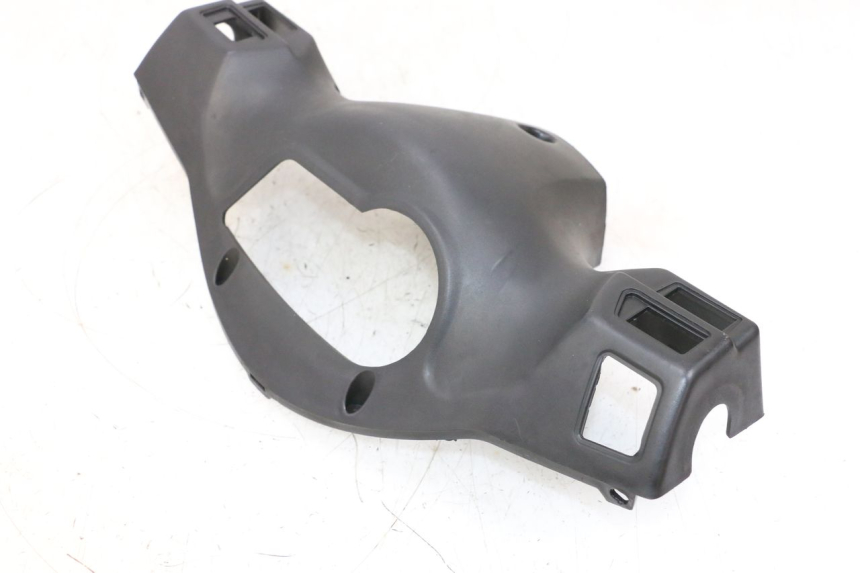 photo de HANDLE BAR REAR PANEL SYM ORBIT 2 50 (2008 - 2014) - Zoom on usage condition