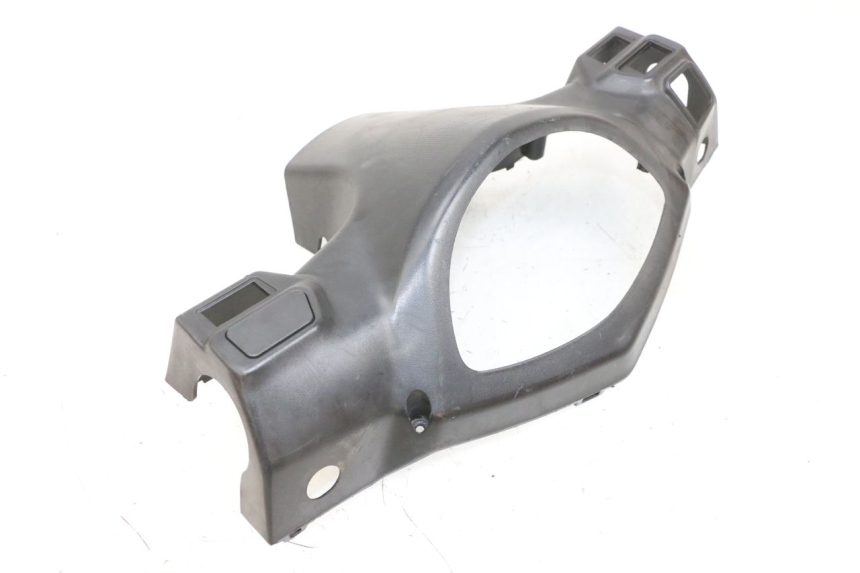 photo de HANDLE BAR REAR PANEL SYM ORBIT III 3 4T 50 (2021 - 2025) - Component detail