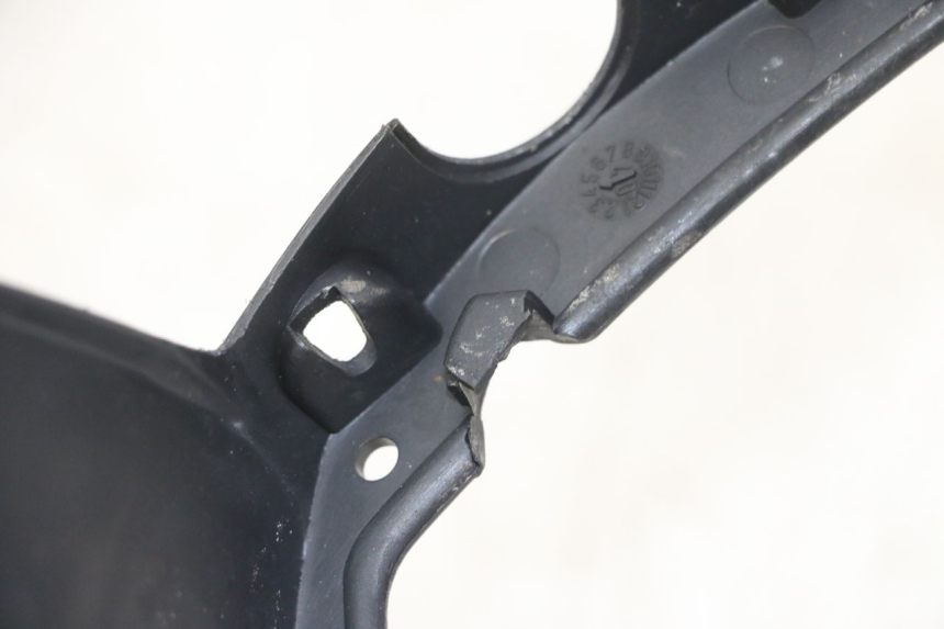 photo de REAR HANDLEBAR COVER PEUGEOT ELYSTAR 50 (2002 - 2014) - Component detail