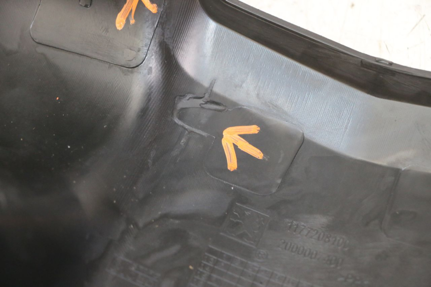 photo de HANDLE BAR REAR PANEL PEUGEOT VIVACITY 125 (2010 - 2017) - Product overview