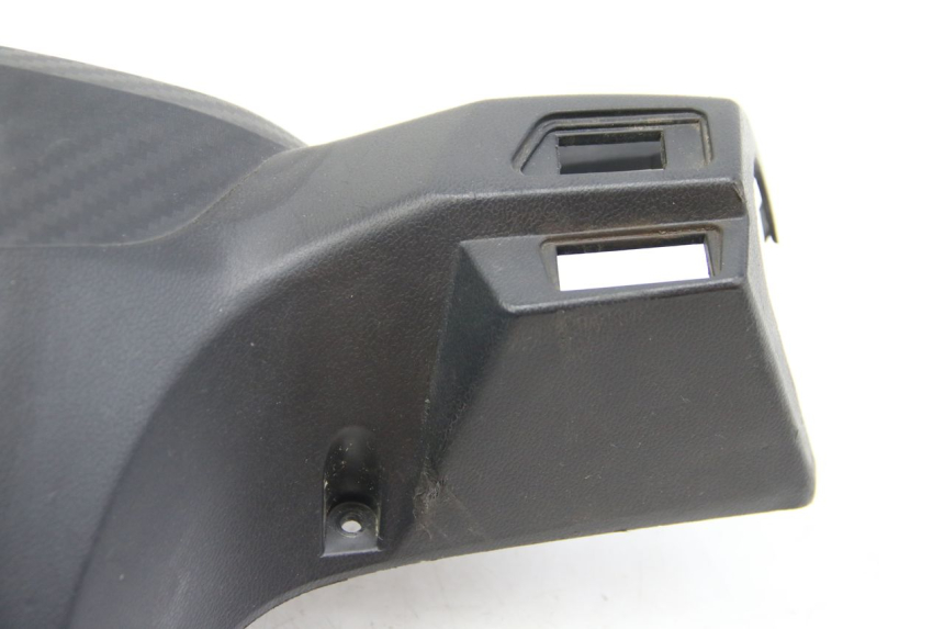 photo de REAR HANDLEBAR COVER RED ELECTRIC RED E PRO 1 (2017 - 2019) - Additional view of the item