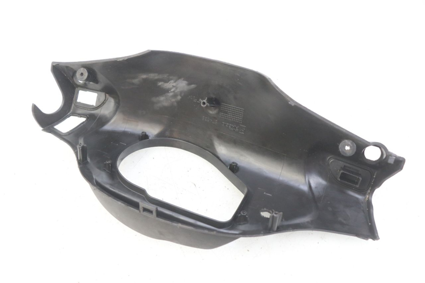 photo de REAR HANDLEBAR COVER GILERA RUNNER SP 50 (2009 - 2017) - Zoom on usage condition