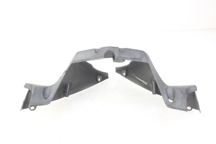 photo de REAR HANDLEBAR COVER PEUGEOT SATELIS COMPRESSOR K15 125 (2006 - 2009) - Component detail