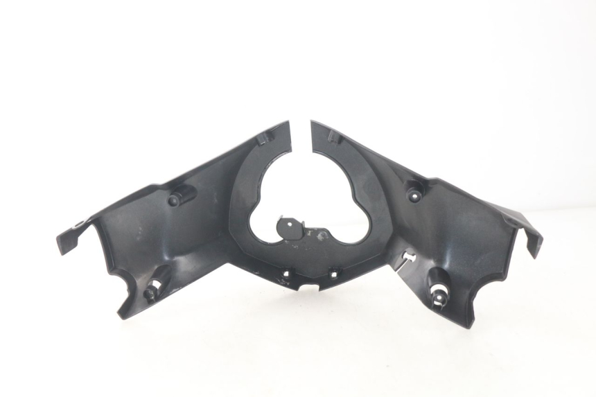 photo de HANDLE BAR REAR PANEL PEUGEOT SATELIS 125 (2006 - 2009) - Component detail