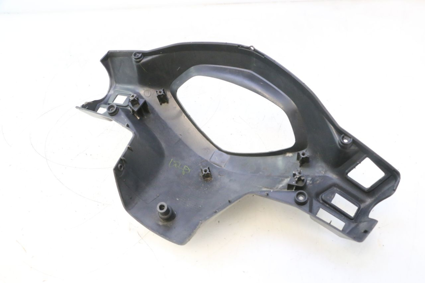 photo de REAR HANDLEBAR COVER HONDA SCV LEAD 100 (2003 - 2007) - Product overview
