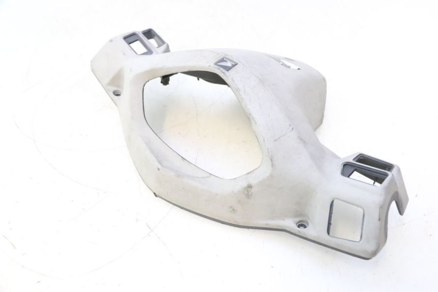 photo de REAR HANDLEBAR COVER HONDA SCV LEAD 100 (2003 - 2007) - Checked used part