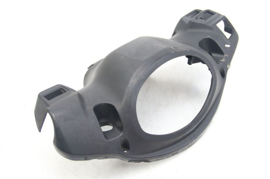 photo de REAR HANDLEBAR COVER SUZUKI SIXTEEN 125 (2008 - 2010) - Main view