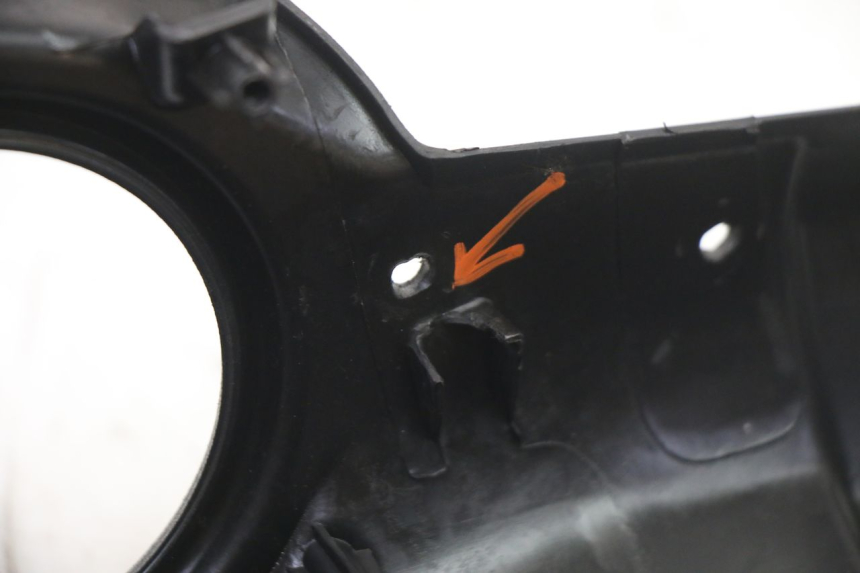 photo de HANDLE BAR REAR PANEL APRILIA SR 2T 50 (2018 - 2022) - Technical close-up