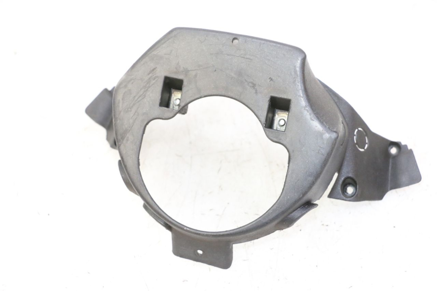 photo de REAR HANDLEBAR COVER APRILIA SR R 2T LC 50 (2018 - 2021) - Zoom on usage condition