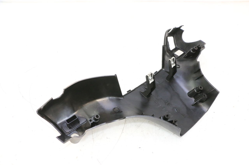 photo de HANDLE BAR REAR PANEL GILERA STALKER 50 (2004 - 2014) - Zoom on usage condition