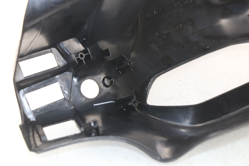 photo de HANDLE BAR REAR PANEL PEUGEOT SV 50 (1992 - 2004) - Zoom on usage condition