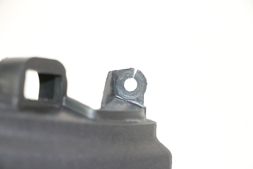 photo de REAR HANDLEBAR COVER APRILIA SXR 50 (2021 - 2023) - Component detail