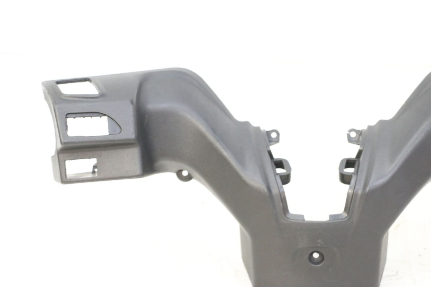 photo de REAR HANDLEBAR COVER APRILIA SXR 50 (2021 - 2023) - Alternative perspective
