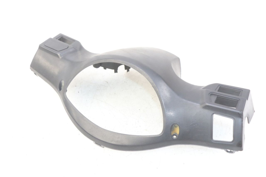 photo de REAR HANDLEBAR COVER PEUGEOT TWEET 4T 50 (2010 - 2014) - Product overview