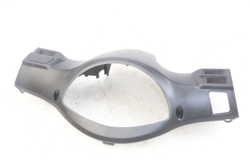 photo de REAR HANDLEBAR COVER PEUGEOT TWEET 4T 50 (2010 - 2014) - Component detail