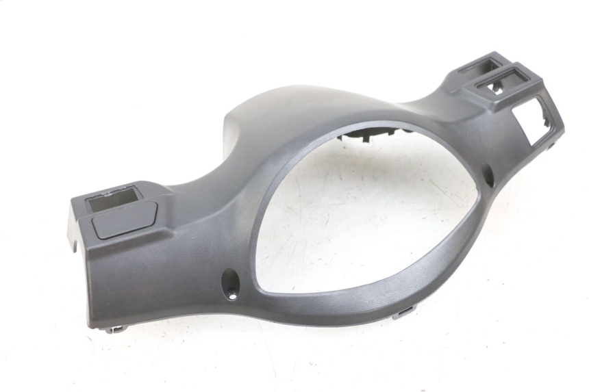 photo de HANDLE BAR REAR PANEL PEUGEOT TWEET PRO EFI 4T 50 (2021 - 2022) - Technical close-up