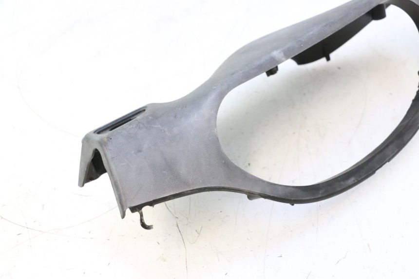 photo de HANDLE BAR REAR PANEL PIAGGIO TYPHOON 50 (2000 - 2009) - Zoom on usage condition