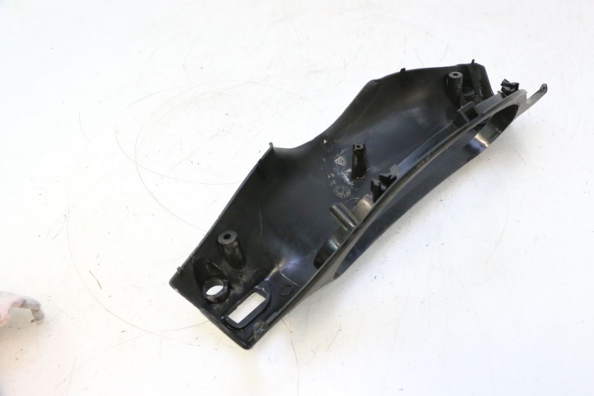 photo de HANDLE BAR REAR PANEL PIAGGIO TYPHOON 50 (2000 - 2009) - Component detail