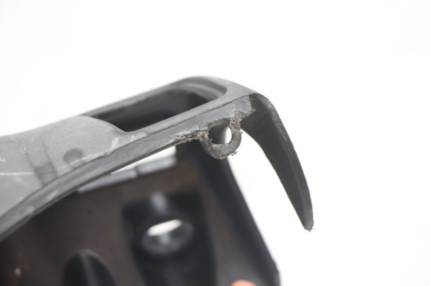 photo de HANDLE BAR REAR PANEL PIAGGIO TYPHOON 50 (2000 - 2009) - Surface and material condition