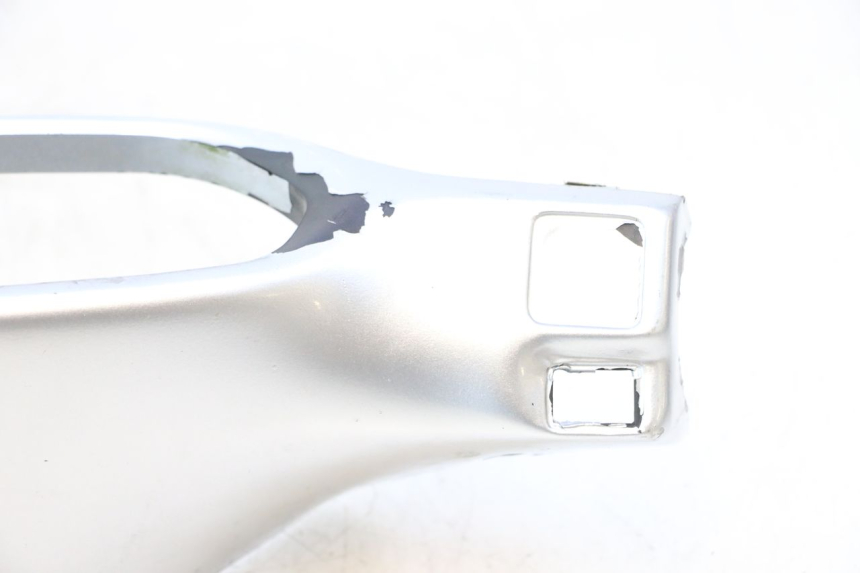 photo de HANDLE BAR REAR PANEL PIAGGIO TYPHOON 50 (1993 - 1999) - Surface and material condition