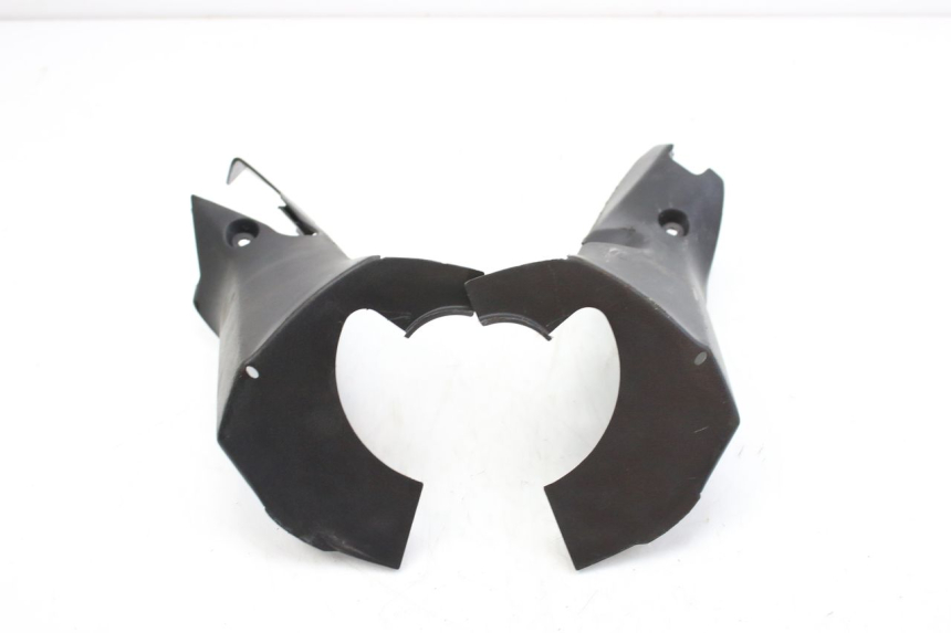 photo de REAR HANDLEBAR COVER SUZUKI UH BURGMAN 125 (2002 - 2006) - Main view