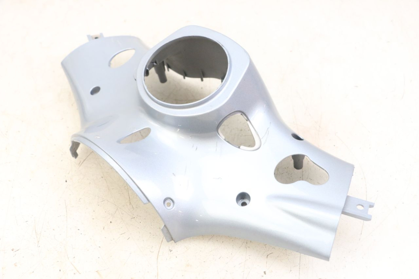 photo de HANDLE BAR REAR PANEL PIAGGIO VESPA PRIMAVERA 4T 50 (2021 - 2024) - Zoom on usage condition