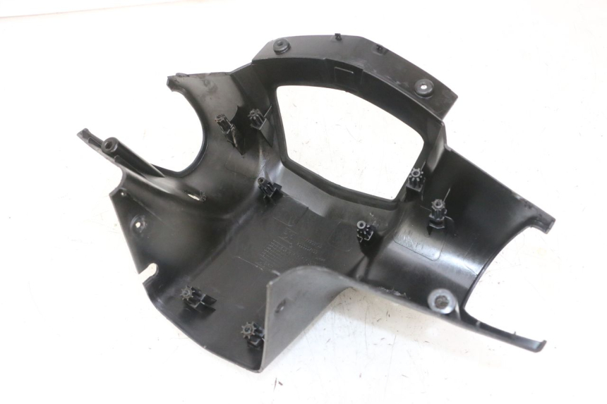 photo de HANDLE BAR REAR PANEL PEUGEOT VIVACITY NEW 4T 50 (2008 - 2017) - Surface and material condition