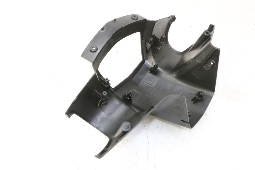 photo de HANDLE BAR REAR PANEL PEUGEOT VIVACITY NEW 4T 50 (2008 - 2017) - Technical close-up