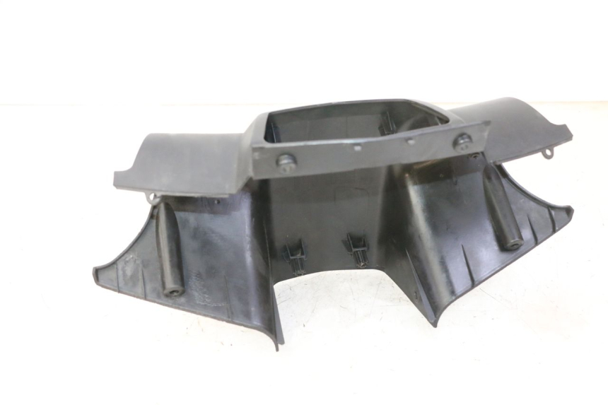 photo de HANDLE BAR REAR PANEL PEUGEOT VIVACITY NEW 4T 50 (2008 - 2017) - Fixing points details