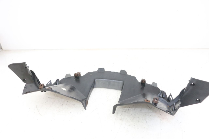 photo de REAR HANDLEBAR COVER YAMAHA X-MAX XMAX 250 (2006 - 2009) - Alternative perspective