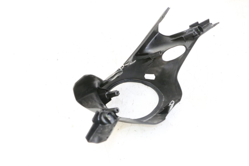 photo de HANDLE BAR REAR PANEL YAMAHA XMAX X-MAX 125 (2021 - 2025) - Alternative perspective