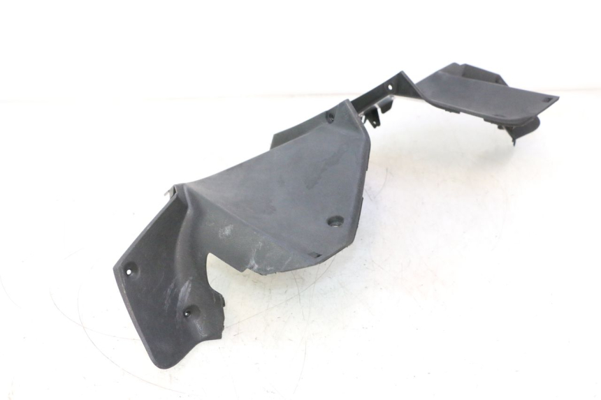 photo de REAR HANDLEBAR COVER YAMAHA XMAX X-MAX 125 (2006 - 2009) - Zoom on usage condition