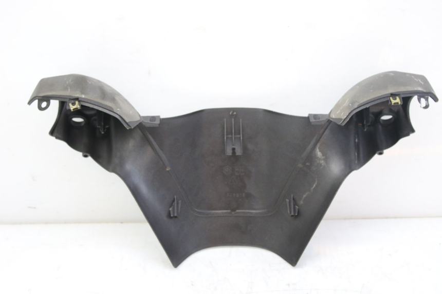 photo de REAR HANDLEBAR COVER PIAGGIO X9 EVOLUTION 125 (2003 - 2007) - Component detail
