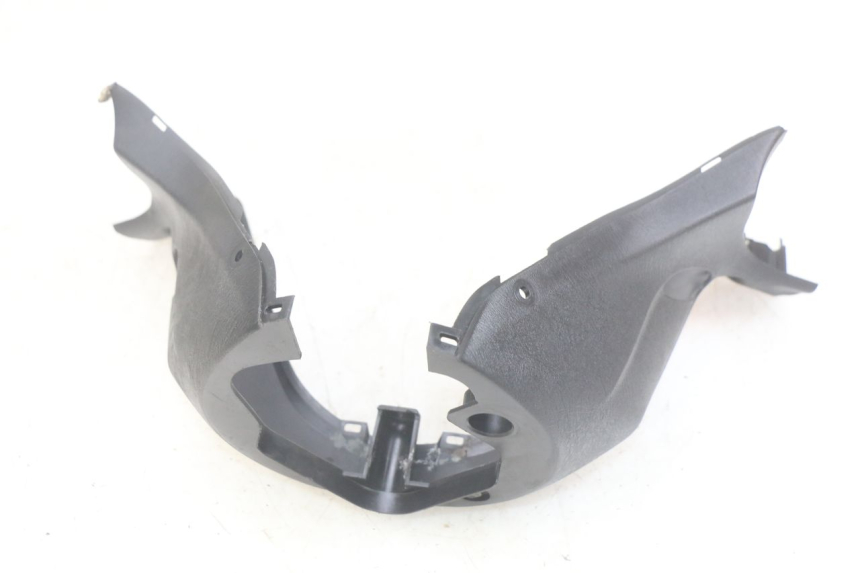 photo de REAR HANDLEBAR COVER YAMAHA YP MAJESTY 400 (2004 - 2008) - Main view