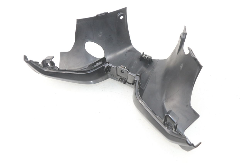 photo de HANDLE BAR REAR PANEL YAMAHA YP T-MAX TMAX 530 (2017 - 2020) - Surface and material condition