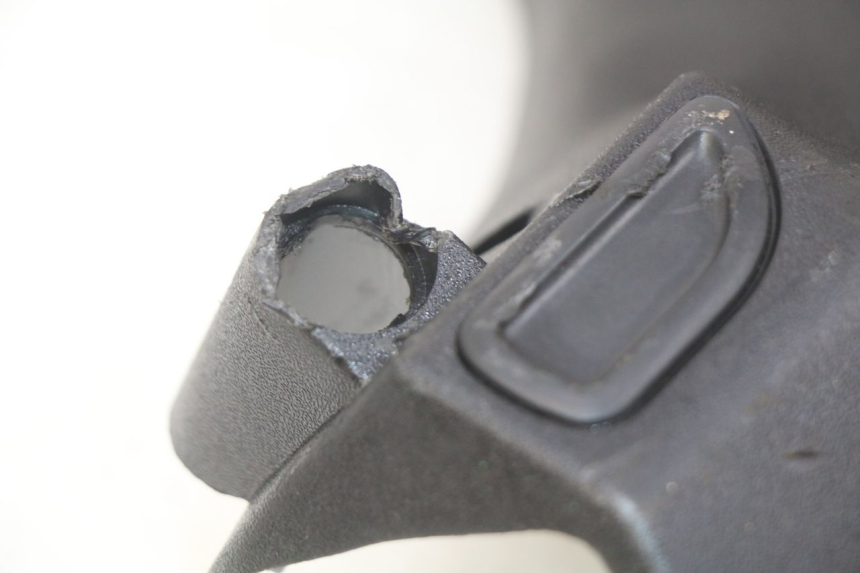 photo de REAR HANDLEBAR COVER PIAGGIO ZIP 4T 50 (2018 - 2020) - Component detail