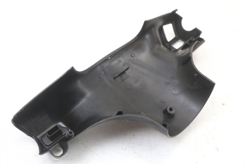 photo de REAR HANDLEBAR COVER PIAGGIO ZIP 4T 50 (2018 - 2020) - Product overview