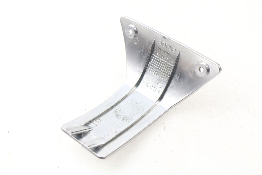 photo de HANDLE BAR PANEL APRILIA ATLANTIC 125 (2003 - 2009) - Zoom on usage condition