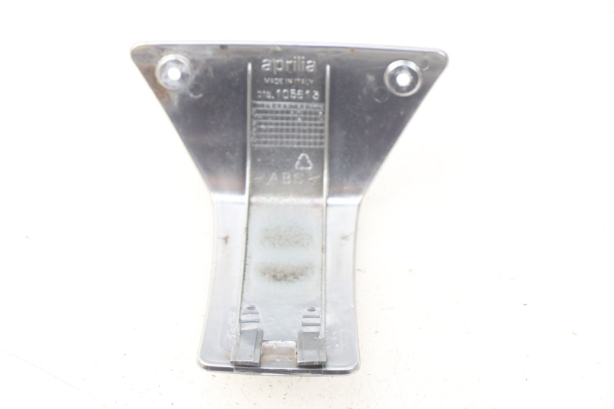 photo de HANDLE BAR PANEL APRILIA ATLANTIC 125 (2003 - 2009) - Zoom on usage condition