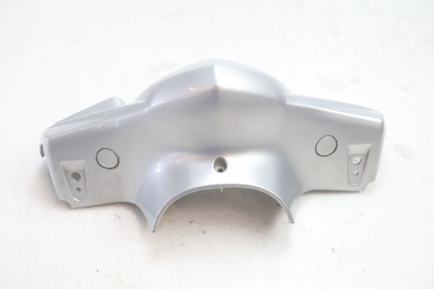 photo de HANDLE BAR FRONT PANEL KYMCO AGILITY 4T 50 (2005 - 2018) - Zoom on usage condition