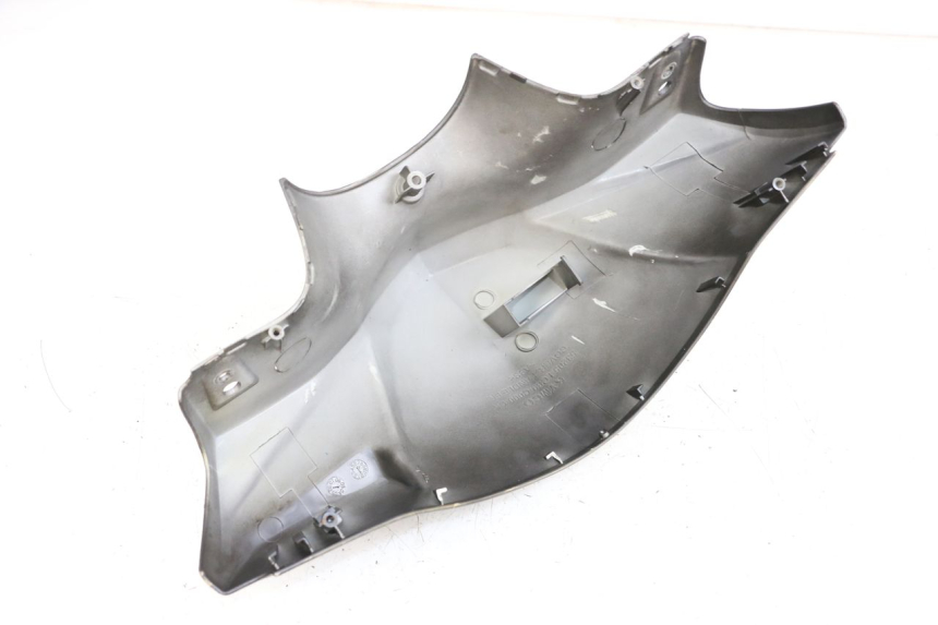 photo de HANDLE BAR FRONT PANEL KYMCO AGILITY PREMIUM 50 (2007 - 2010) - Fixing points details