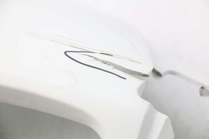 photo de HANDLE BAR FRONT PANEL PGO BIG MAX 50 (2001 - 2009) - Surface and material condition