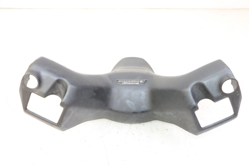 photo de HANDLE BAR FRONT PANEL SUZUKI BURGMAN 125 (2007 - 2014) - Technical close-up